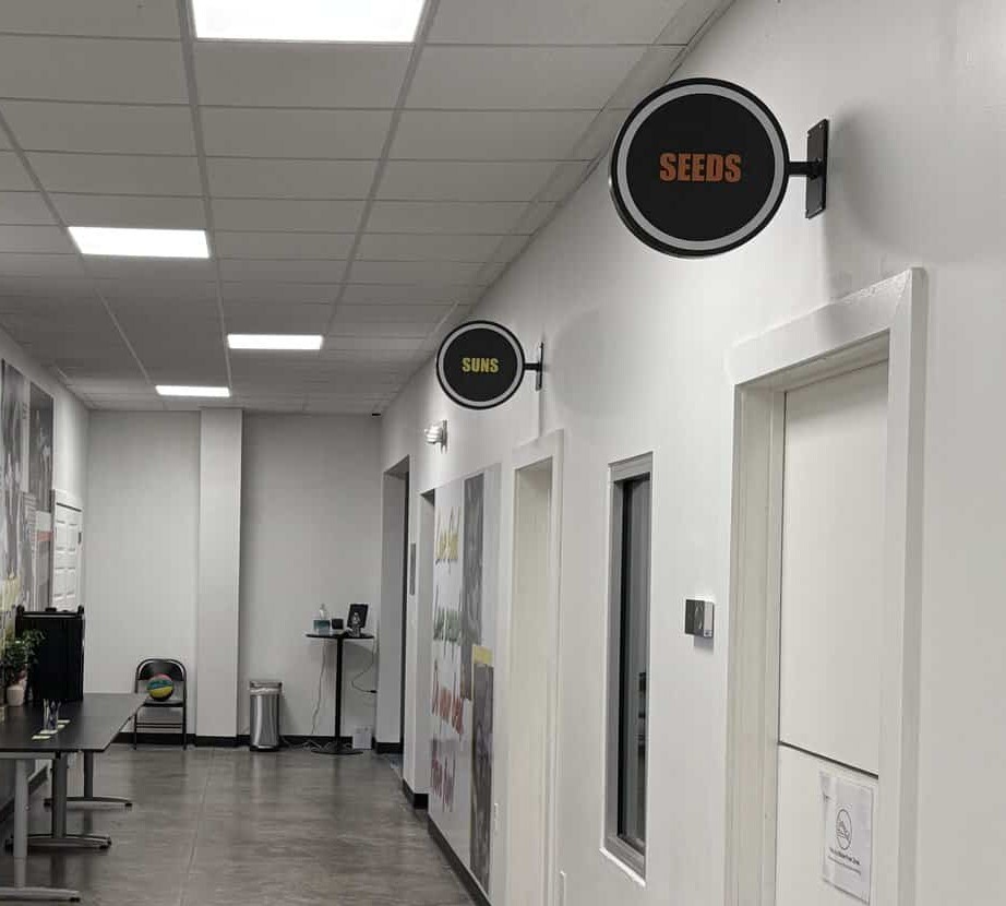 Comet-Cleaners-Houston-TX Sign Install